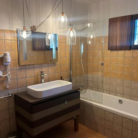 Charming Retreat In Ibiza - Bliss Santa Eularia des Riu